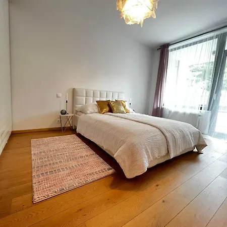 Appartement Luxury Under Castle Peaceful Old Town Retreat